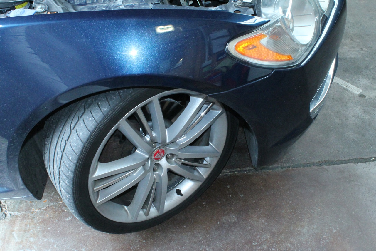 How to Change Headlight Bulbs on a Jaguar XF Simple Guide